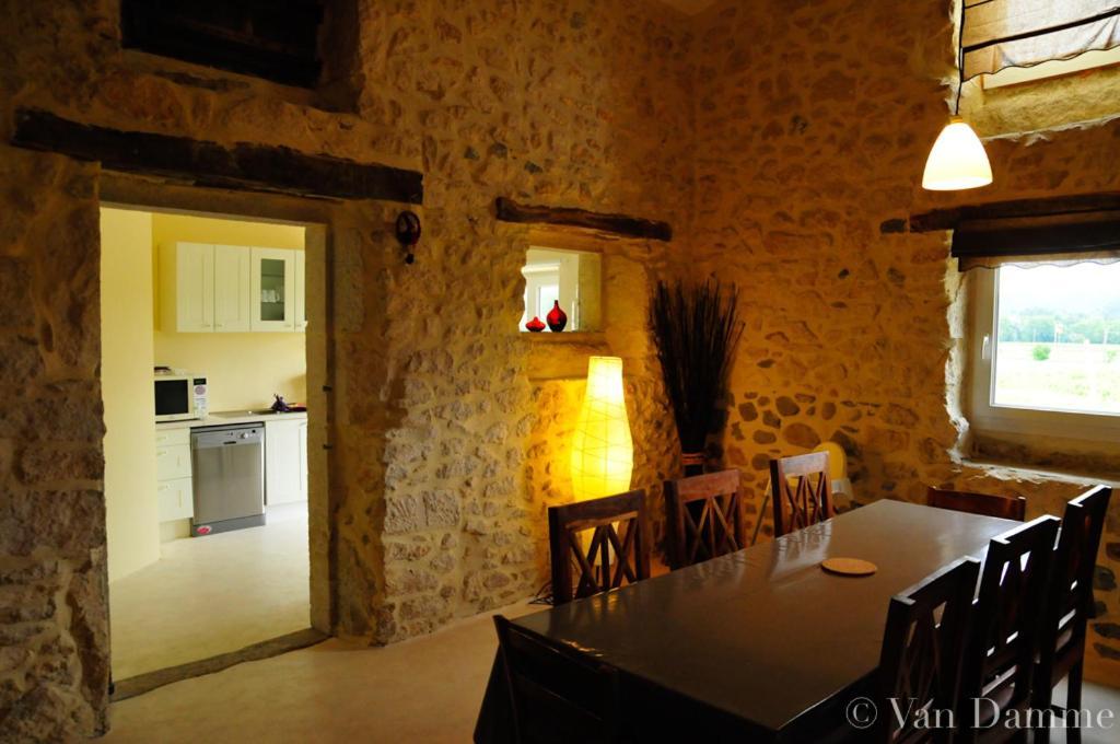 Gites Du Domaine Des Dames Vallon-Pont-dʼArc Екстериор снимка