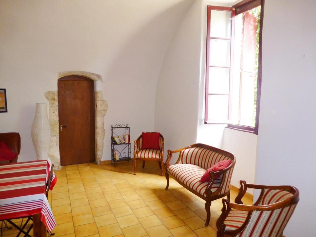 Gites Du Domaine Des Dames Vallon-Pont-dʼArc Екстериор снимка