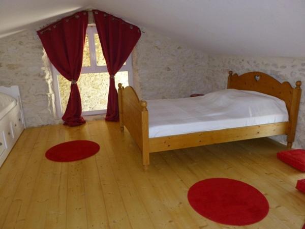 Gites Du Domaine Des Dames Vallon-Pont-dʼArc Екстериор снимка
