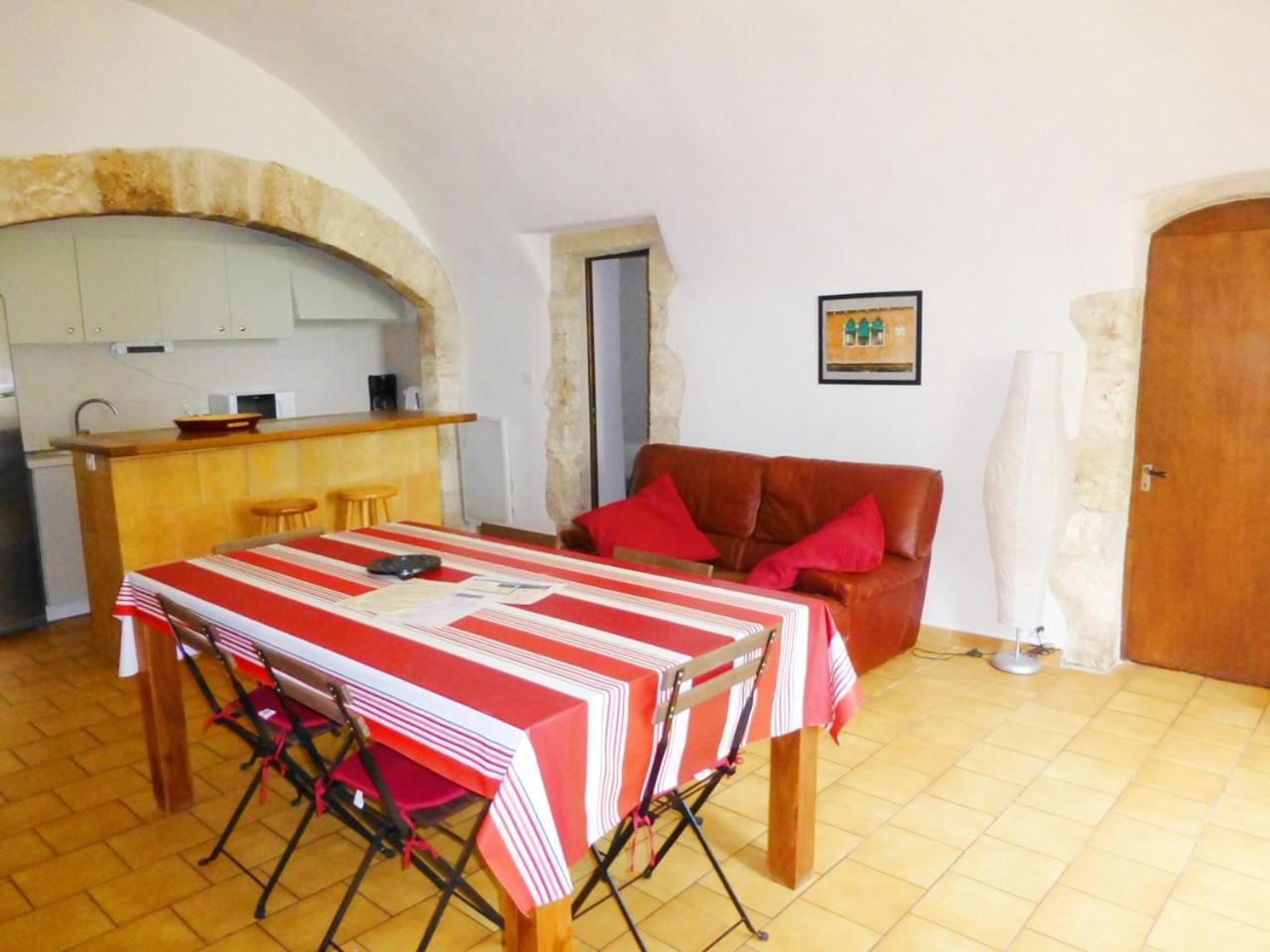 Gites Du Domaine Des Dames Vallon-Pont-dʼArc Екстериор снимка