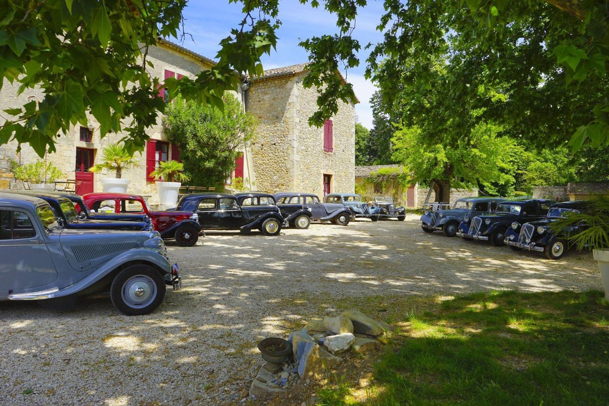 Gites Du Domaine Des Dames Vallon-Pont-dʼArc Екстериор снимка