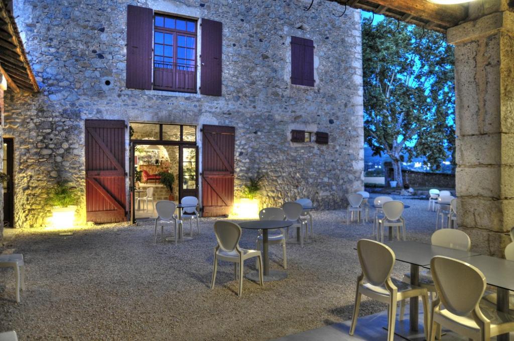 Gites Du Domaine Des Dames Vallon-Pont-dʼArc Стая снимка